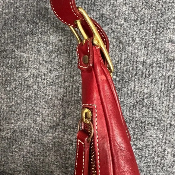 Vintage Coach 9591 Red Leather Hobo Shoulder Bag Purse Gold Hardware - Picture 8 of 10